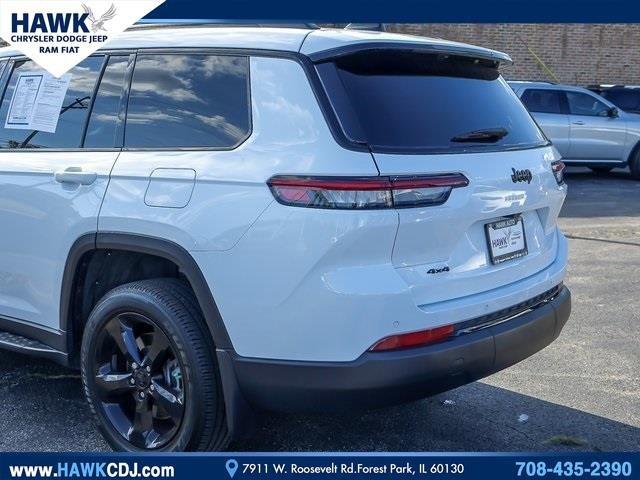 2023 Jeep Grand Cherokee L Vehicle Photo in Saint Charles, IL 60174