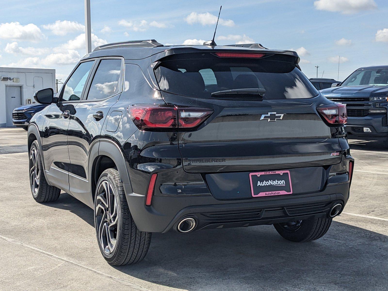 2025 Chevrolet Trailblazer Vehicle Photo in MIAMI, FL 33172-3015