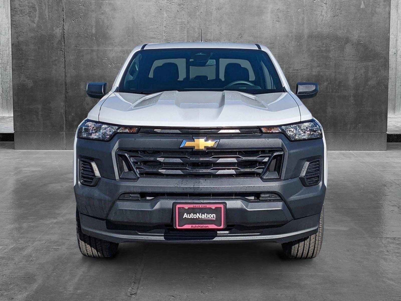 2024 Chevrolet Colorado Vehicle Photo in VALENCIA, CA 91355-1705