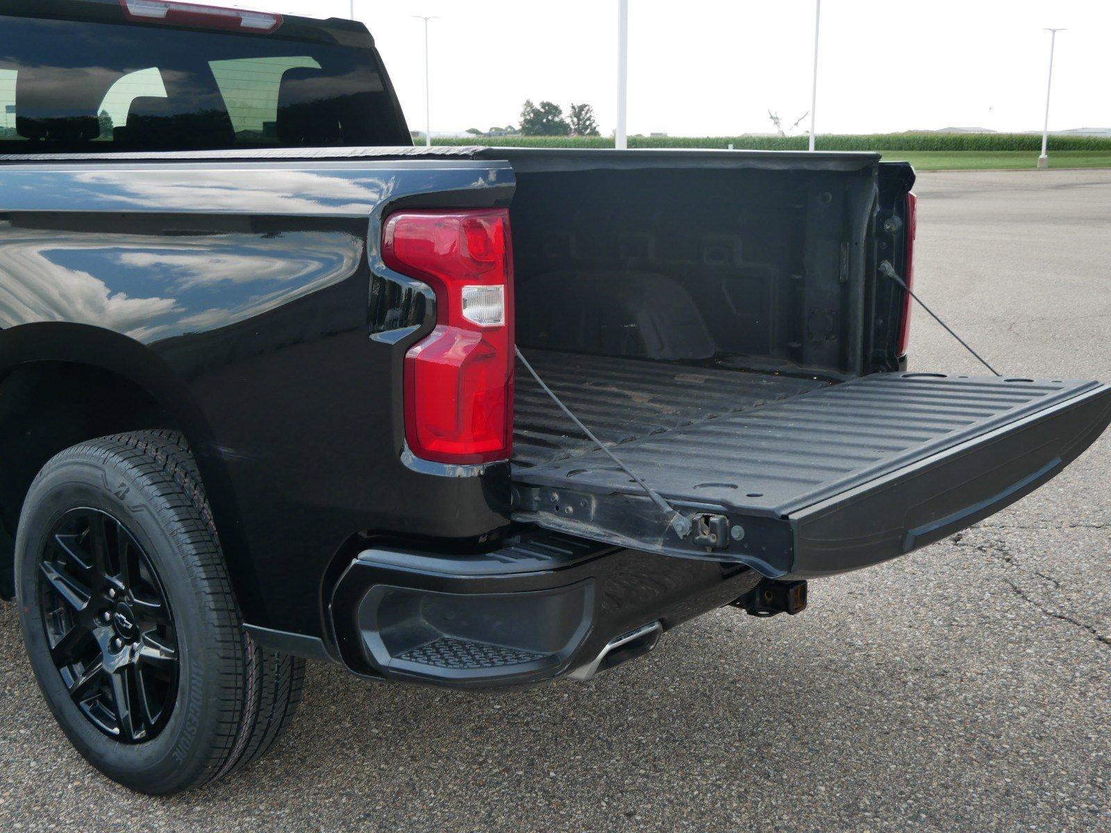 2023 Chevrolet Silverado 1500 Vehicle Photo in OWATONNA, MN 55060-4060