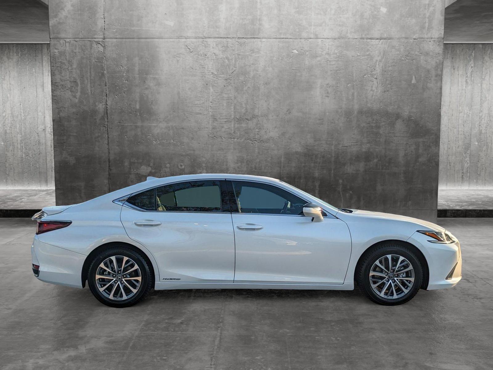 2022 Lexus ES 300h Vehicle Photo in Clearwater, FL 33761