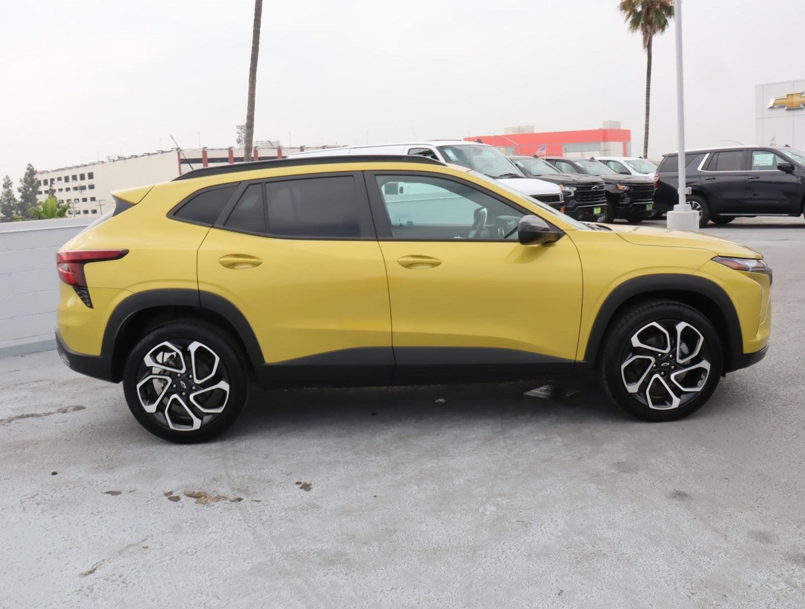 2024 Chevrolet Trax Vehicle Photo in LOS ANGELES, CA 90007-3794