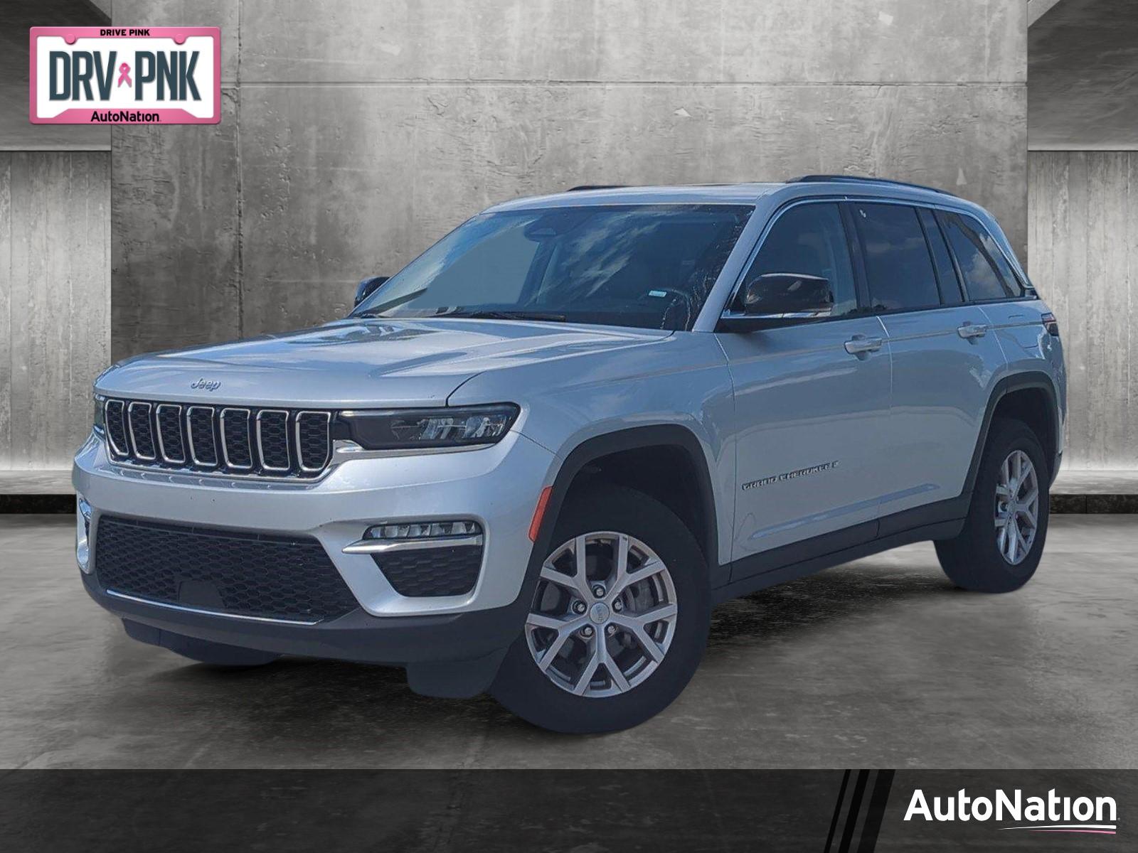 2022 Jeep Grand Cherokee Vehicle Photo in Pembroke Pines, FL 33027