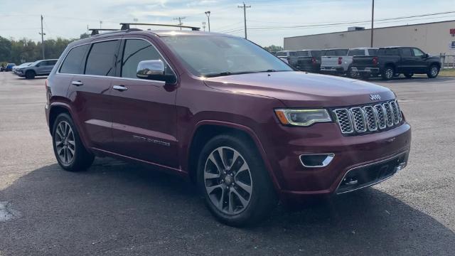 2017 Jeep Grand Cherokee Vehicle Photo in MOON TOWNSHIP, PA 15108-2571