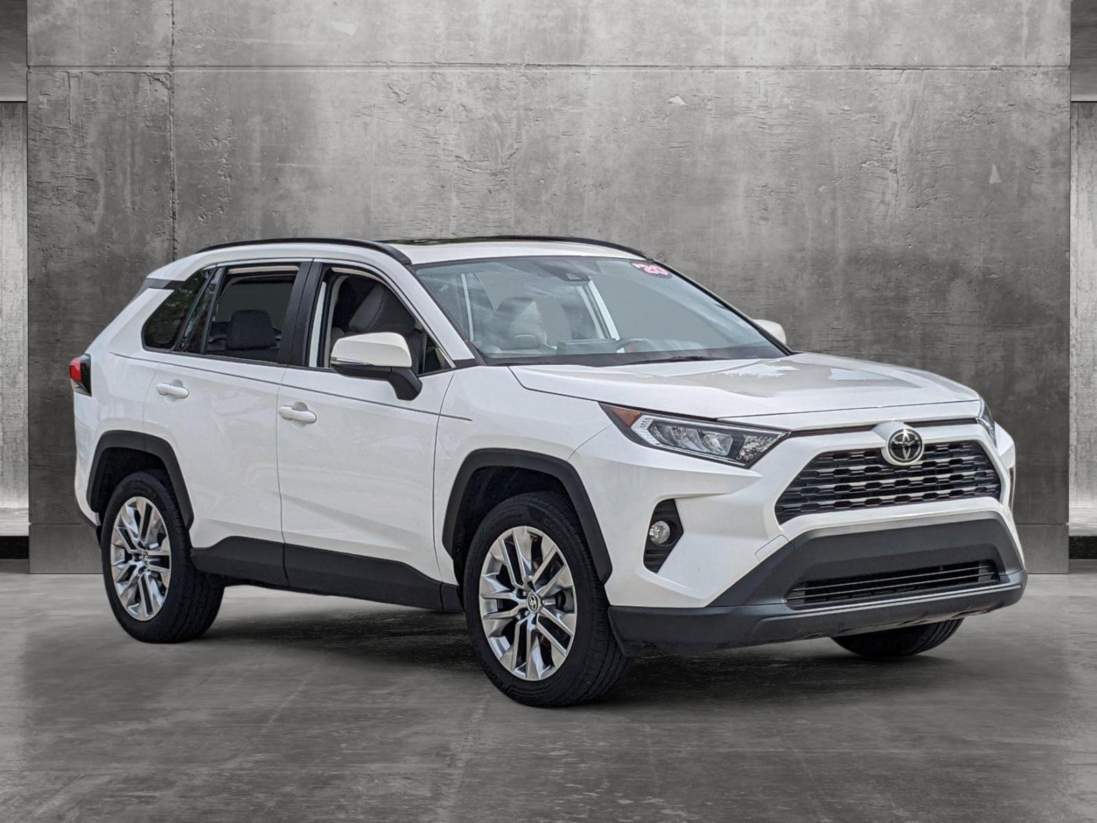 2020 Toyota RAV4 Vehicle Photo in Davie, FL 33331