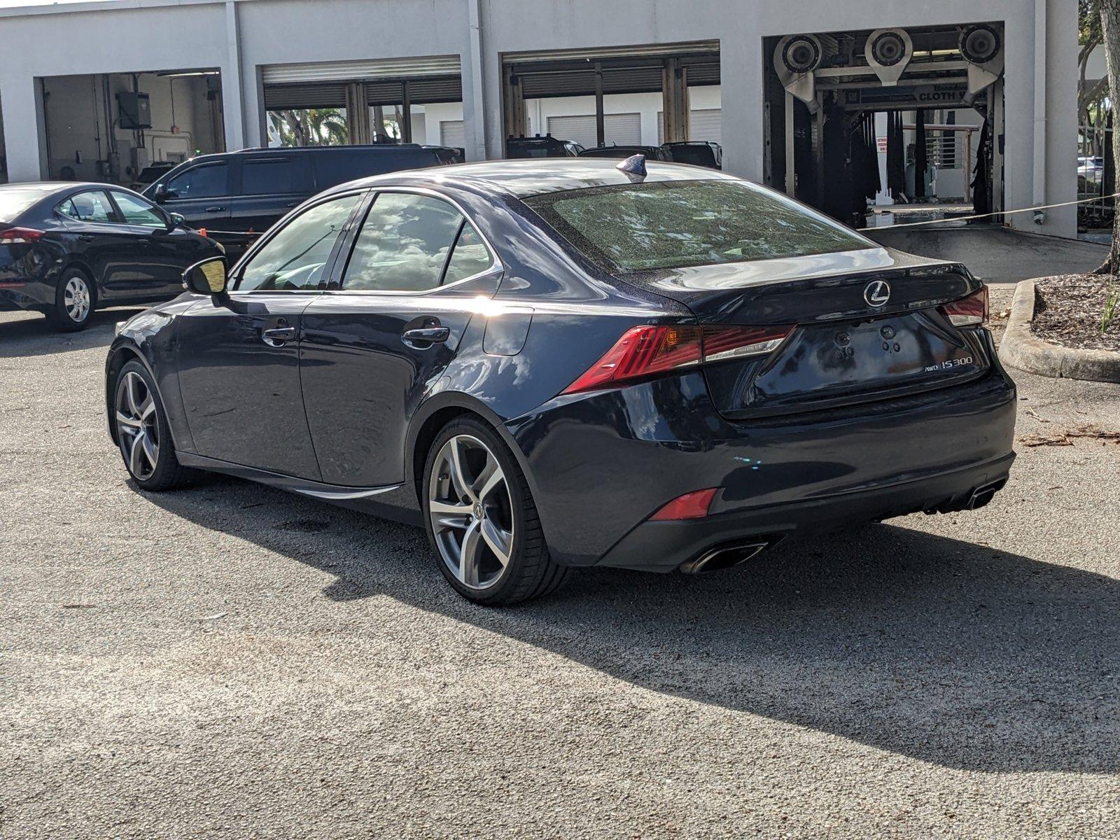 2017 Lexus IS Vehicle Photo in GREENACRES, FL 33463-3207