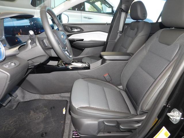 2025 Chevrolet Trax Vehicle Photo in GATESVILLE, TX 76528-2745