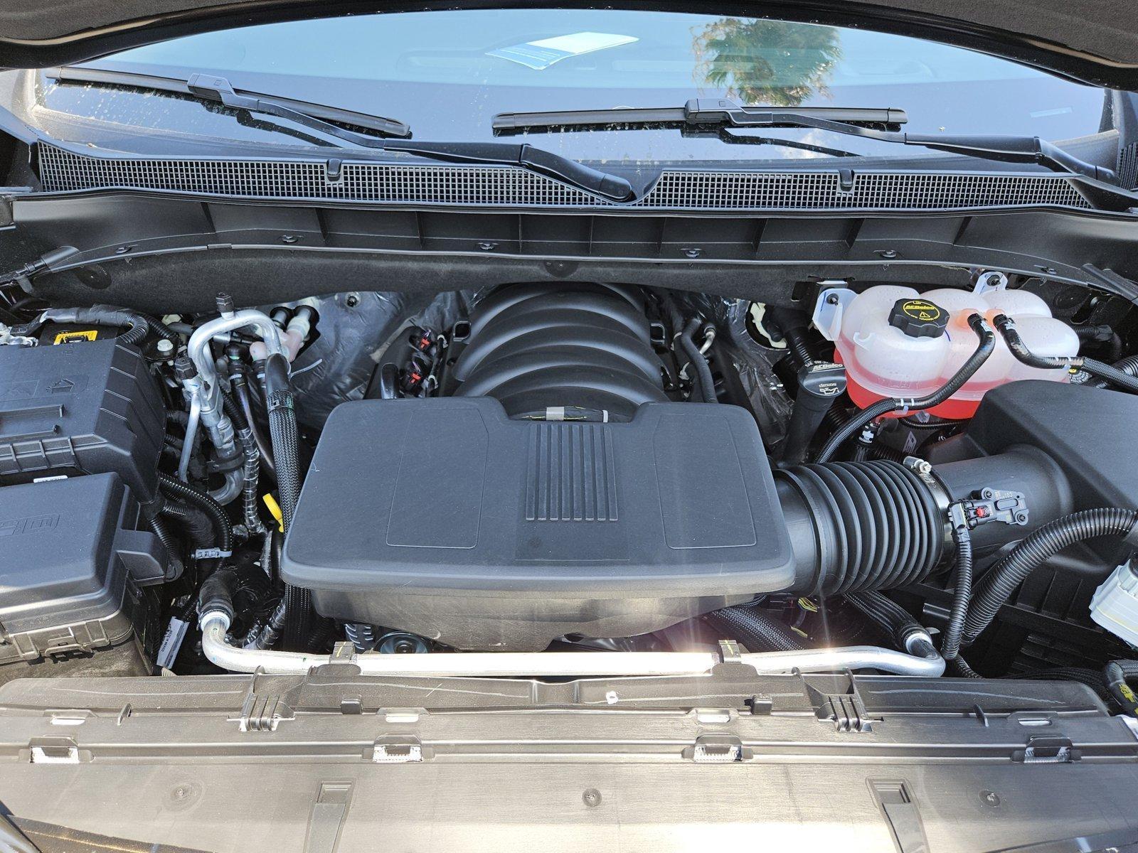 2024 Chevrolet Suburban Vehicle Photo in CORPUS CHRISTI, TX 78416-1100