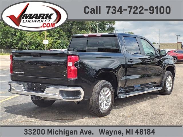 Used 2024 Chevrolet Silverado 1500 LT with VIN 2GCPACED0R1112937 for sale in Wayne, MI