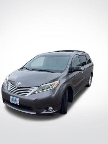 2017 Toyota Sienna Vehicle Photo in Salem, OR 97301