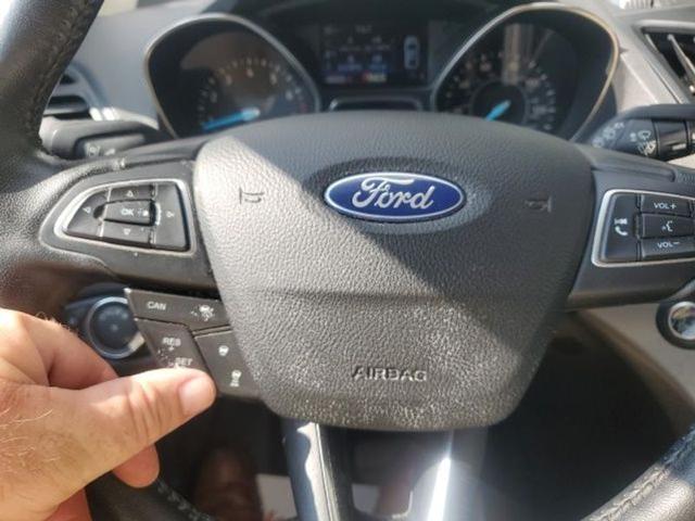 2019 Ford Escape Vehicle Photo in Canton, MI 48188