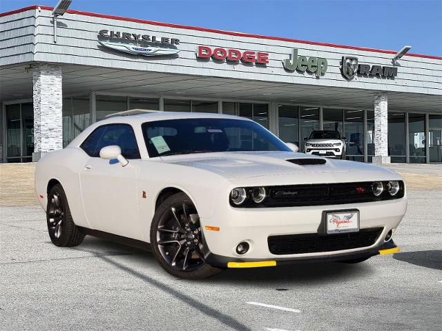 2023 Dodge Challenger Vehicle Photo in Ennis, TX 75119-5114