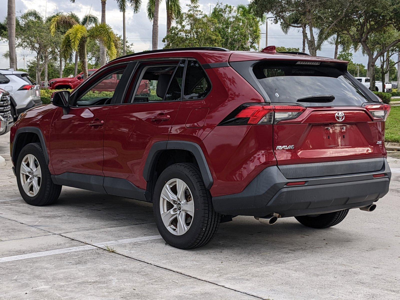 2020 Toyota RAV4 Vehicle Photo in Davie, FL 33331