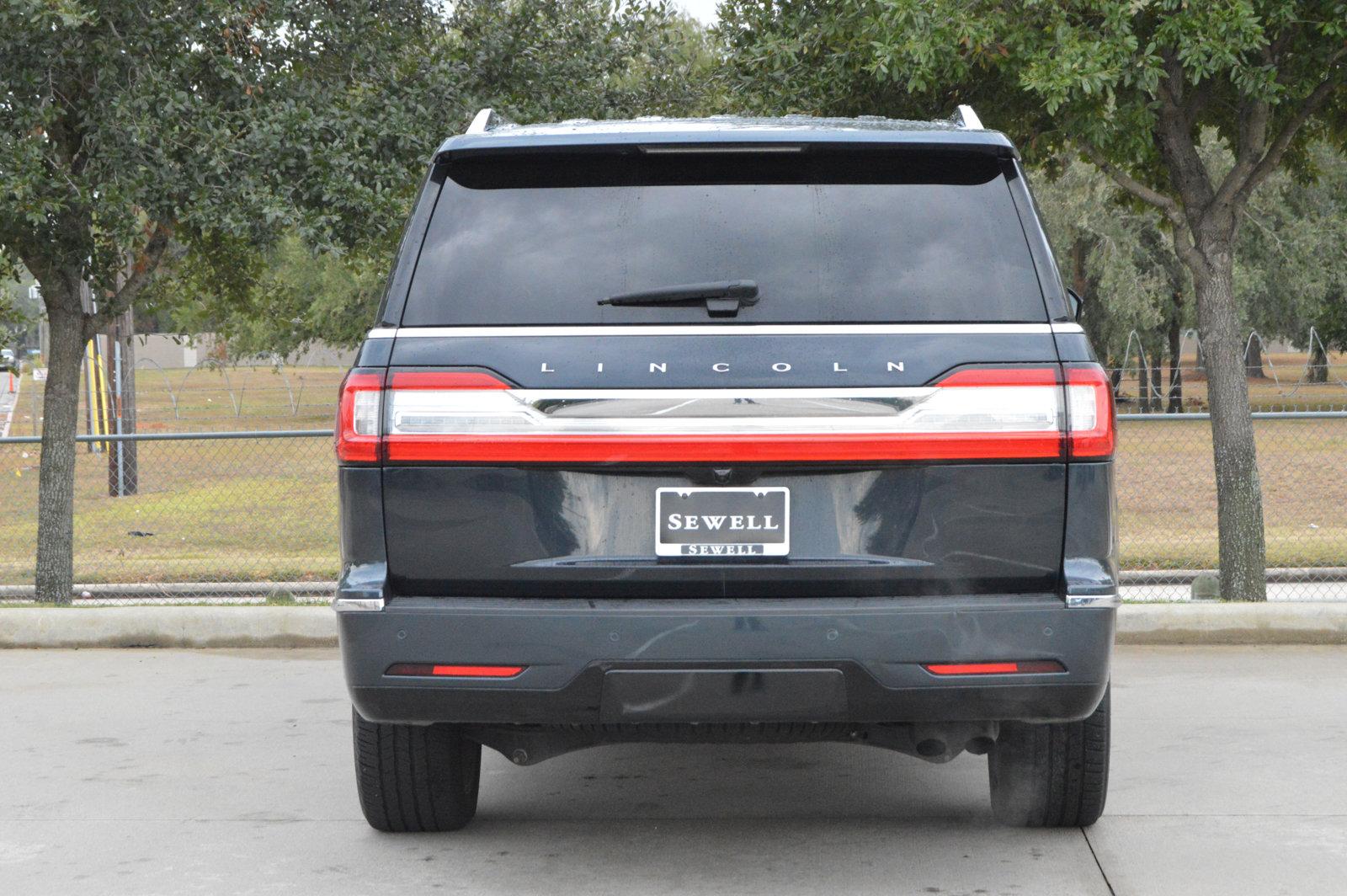 2021 Lincoln Navigator L Vehicle Photo in Houston, TX 77090