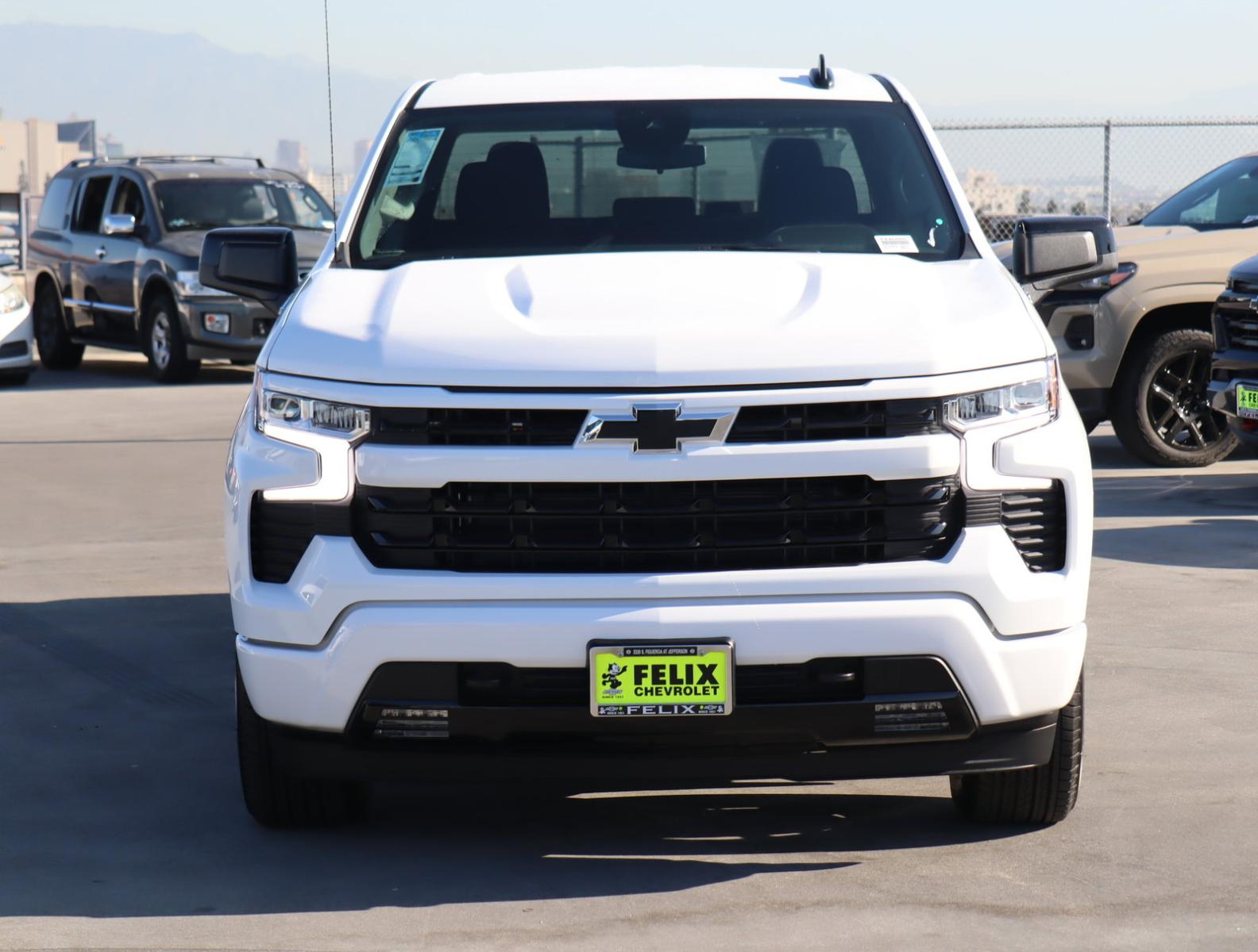 2025 Chevrolet Silverado 1500 Vehicle Photo in LOS ANGELES, CA 90007-3794