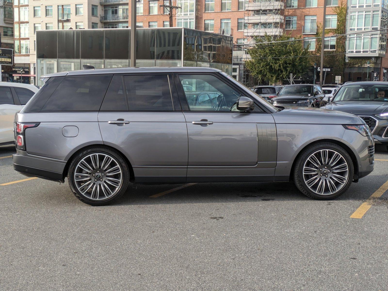 2022 Land Rover Range Rover Vehicle Photo in Bethesda, MD 20852