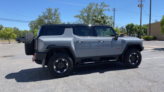 2024 GMC HUMMER EV SUV Vehicle Photo in TURLOCK, CA 95380-4918