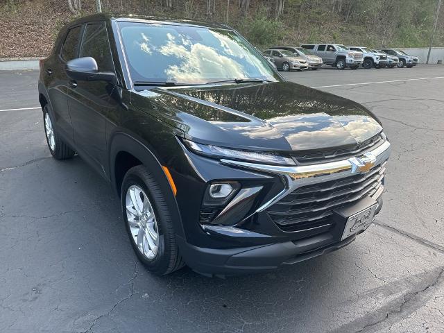 2024 Chevrolet Trailblazer Vehicle Photo in MARION, NC 28752-6372