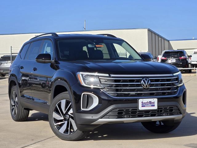 2024 Volkswagen Atlas Vehicle Photo in Weatherford, TX 76087