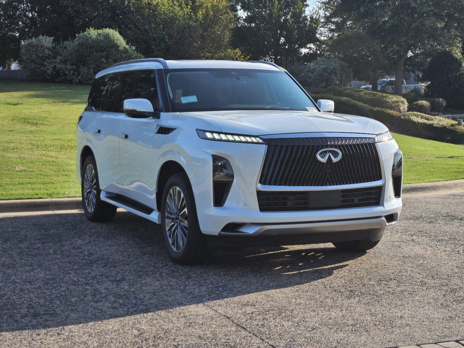 2025 INFINITI QX80 Vehicle Photo in Fort Worth, TX 76132