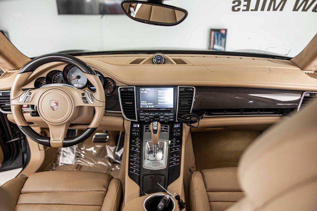 2015 Porsche Panamera Vehicle Photo in Plainfield, IL 60586