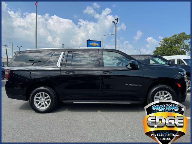 2023 Chevrolet Suburban Vehicle Photo in FREEPORT, NY 11520-3923