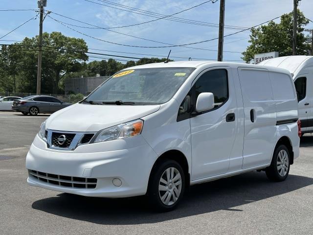 Used 2017 Nissan NV200 SV with VIN 3N6CM0KN2HK713347 for sale in Saint James, NY