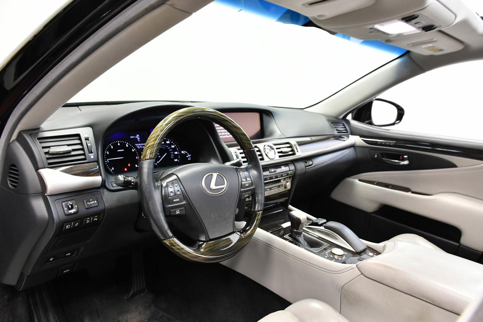 2017 Lexus LS 460 Vehicle Photo in DALLAS, TX 75235