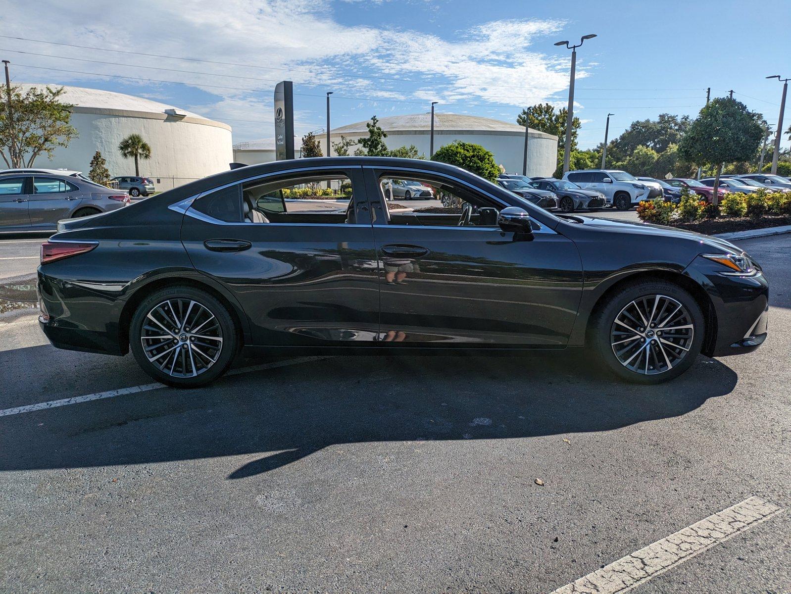 2022 Lexus ES 350 Vehicle Photo in Clearwater, FL 33761