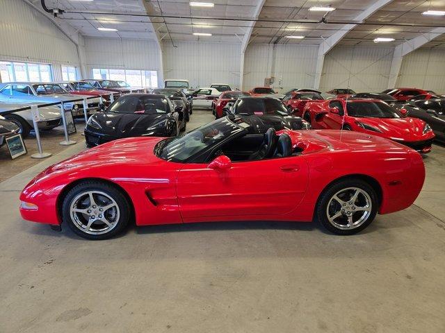 Used 1998 Chevrolet Corvette Base with VIN 1G1YY32G5W5110585 for sale in Beresford, SD