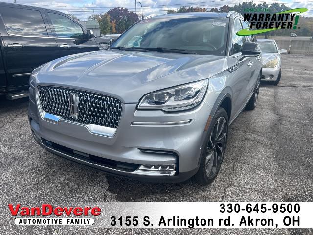 2021 Lincoln Aviator Vehicle Photo in Akron, OH 44312