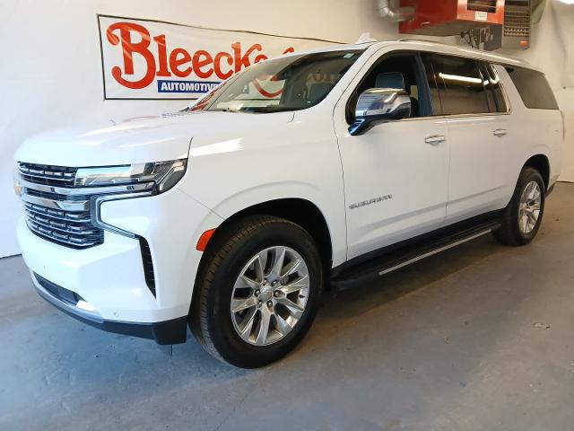 2023 Chevrolet Suburban Vehicle Photo in RED SPRINGS, NC 28377-1640