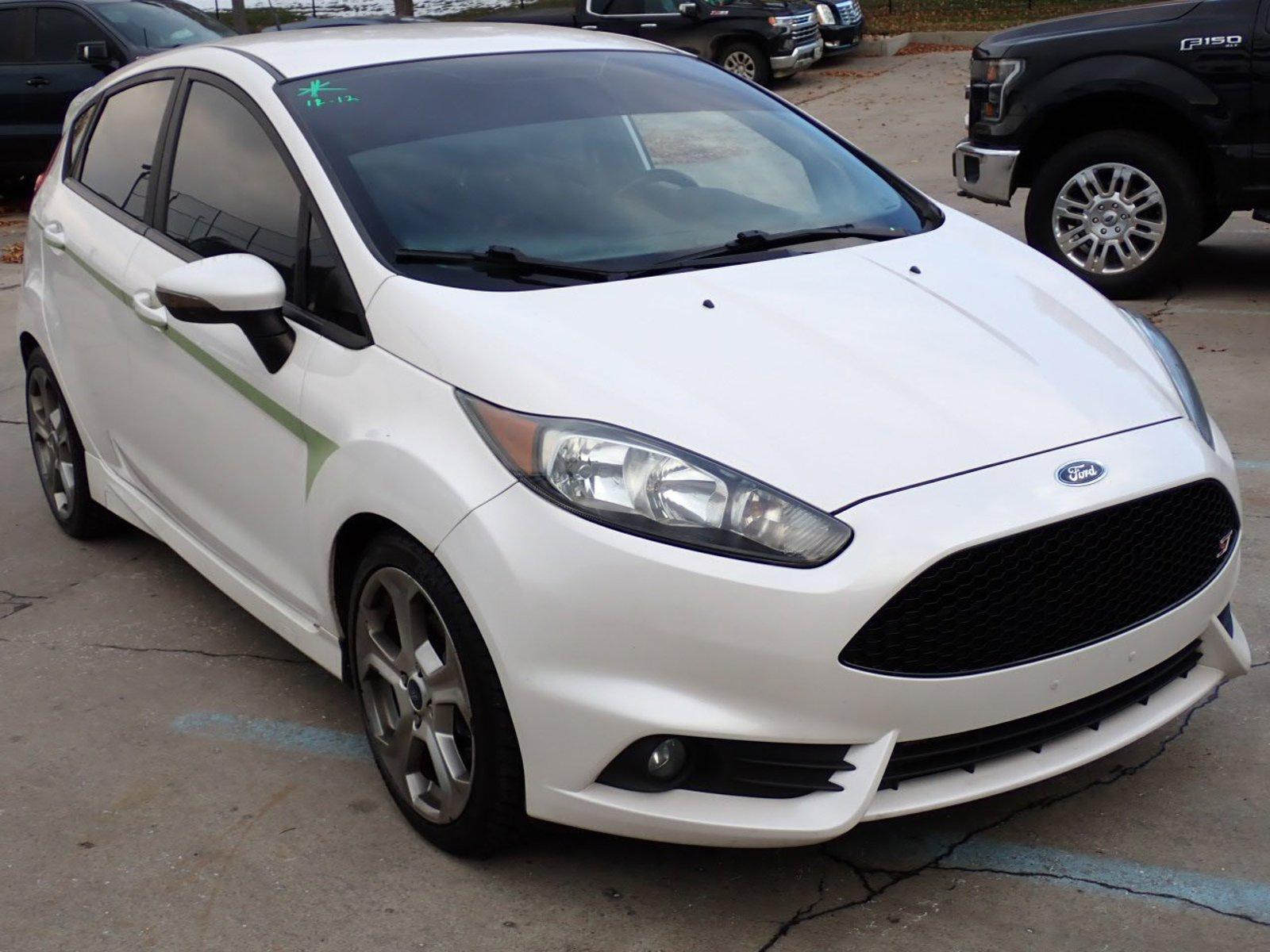 2017 Ford Fiesta Vehicle Photo in DENVER, CO 80221-3610