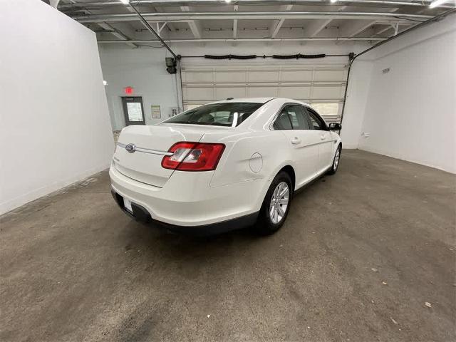 2010 Ford Taurus Vehicle Photo in PORTLAND, OR 97225-3518