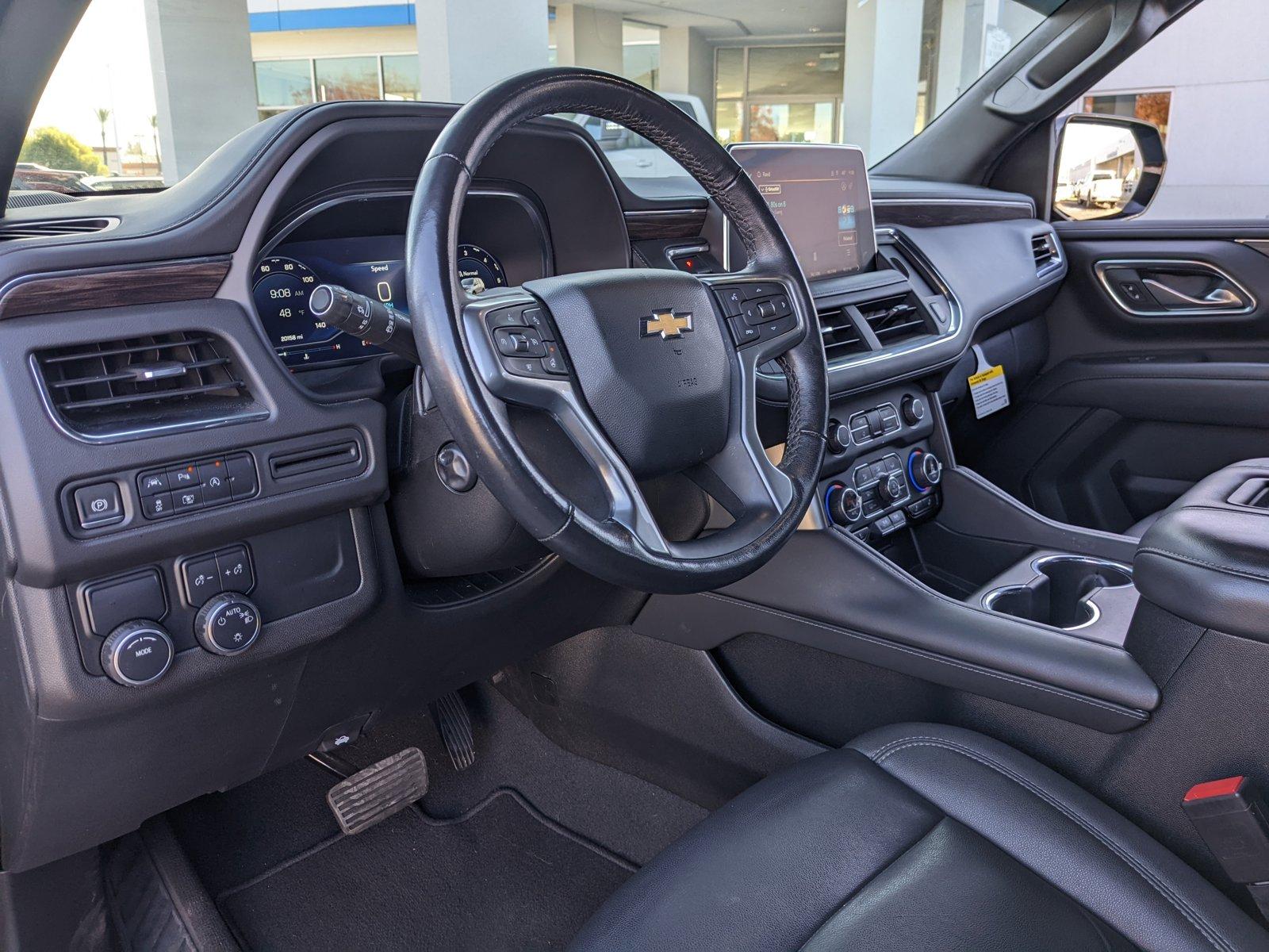 2023 Chevrolet Suburban Vehicle Photo in VALENCIA, CA 91355-1705