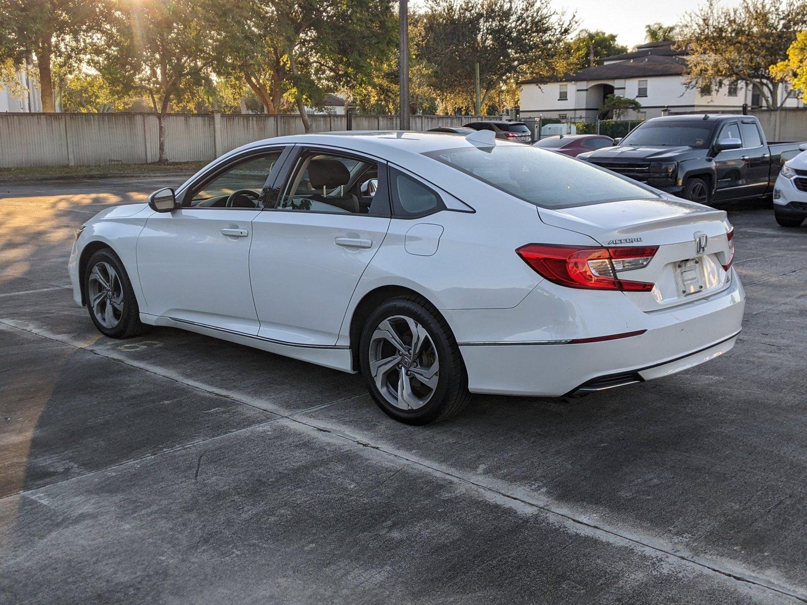 2018 Honda Accord Sedan Vehicle Photo in PEMBROKE PINES, FL 33024-6534