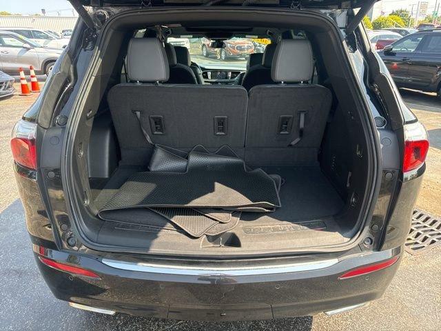 2022 Buick Enclave Vehicle Photo in MEDINA, OH 44256-9631