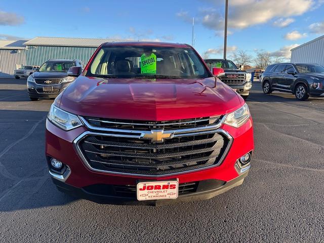 Used 2018 Chevrolet Traverse 3LT with VIN 1GNEVHKW2JJ282846 for sale in Kewaunee, WI