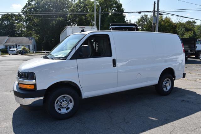 2024 Chevrolet Express Cargo 2500 Vehicle Photo in WHITMAN, MA 02382-1041