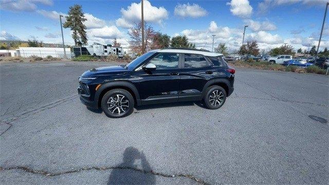 2025 Chevrolet Trailblazer Vehicle Photo in BEND, OR 97701-5133