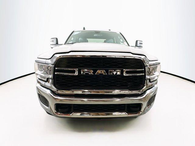 2024 Ram 3500 Vehicle Photo in Doylsetown, PA 18901