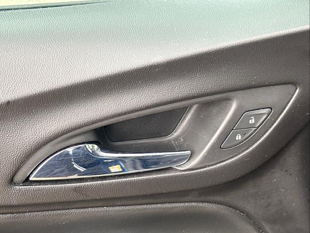 2019 Chevrolet Equinox Vehicle Photo in DUNN, NC 28334-8900