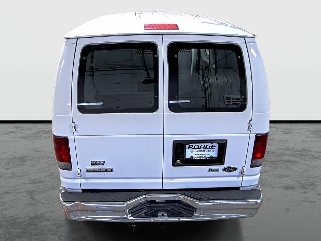 2010 Ford Econoline Cargo Van Vehicle Photo in HANNIBAL, MO 63401-5401