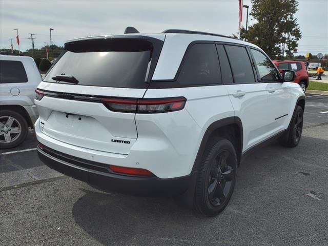 2022 Jeep Grand Cherokee Vehicle Photo in South Hill, VA 23970