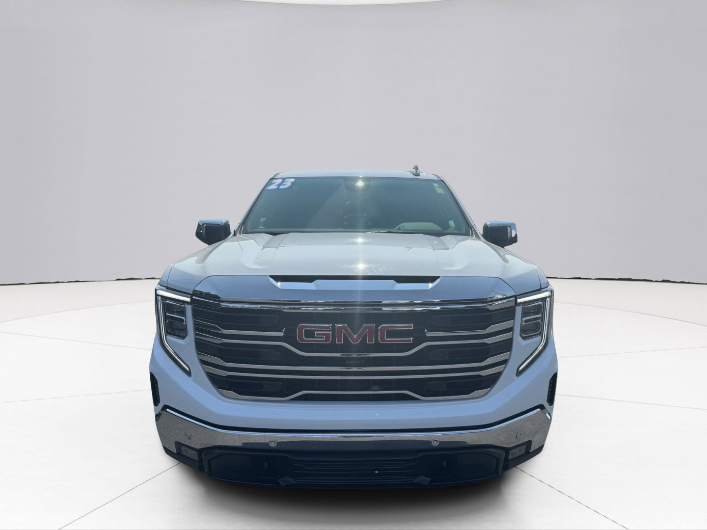 2023 GMC Sierra 1500 Vehicle Photo in LEOMINSTER, MA 01453-2952