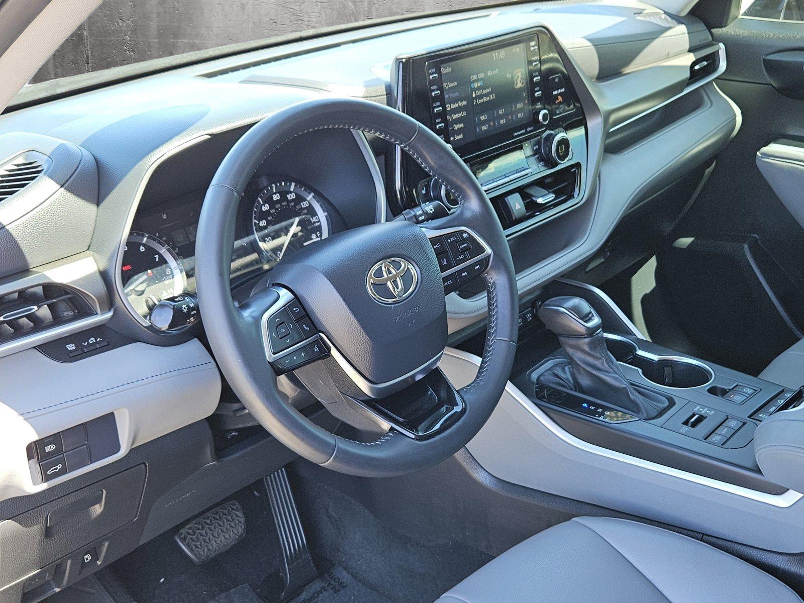 2021 Toyota Highlander Vehicle Photo in PEORIA, AZ 85382-3715