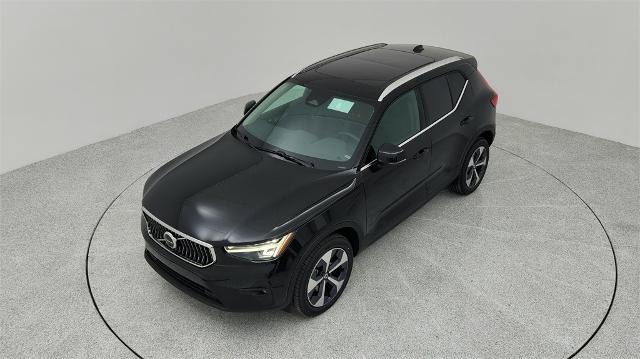 2024 Volvo XC40 Vehicle Photo in Grapevine, TX 76051