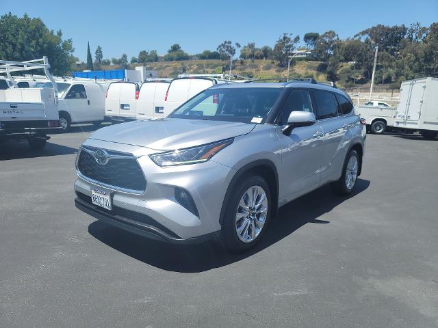 2020 Toyota Highlander Vehicle Photo in LA MESA, CA 91942-8211