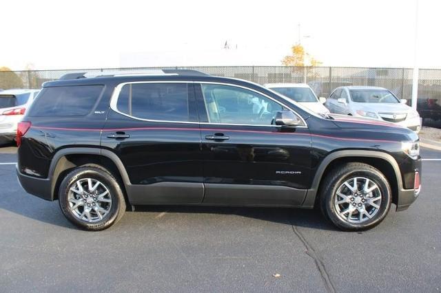 2023 GMC Acadia Vehicle Photo in MADISON, WI 53713-3220