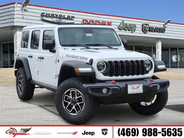 2024 Jeep Wrangler Vehicle Photo in Ennis, TX 75119-5114